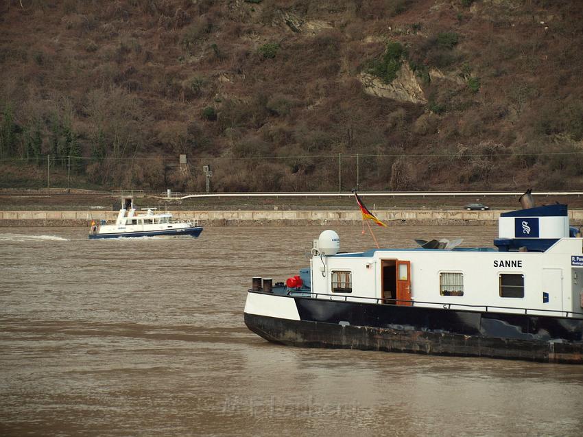 Schiff gesunken St Goarhausen Loreley P359.jpg